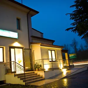 Hotel Main Street, Cerasolo